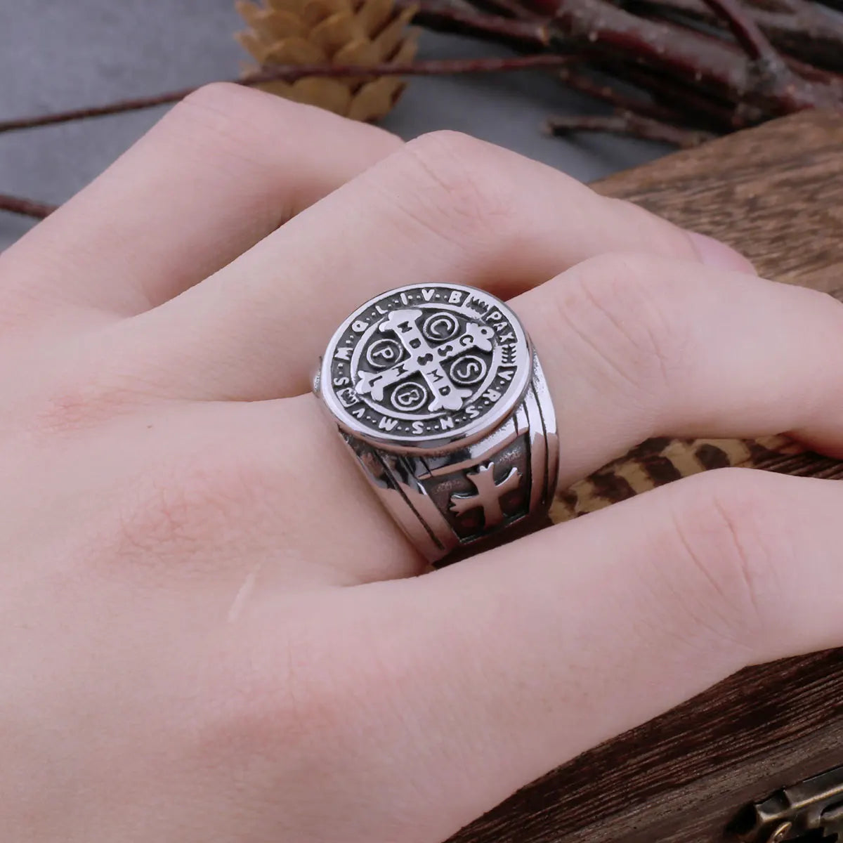 ST. BENEDICT'S CROSS RING - Cozilia