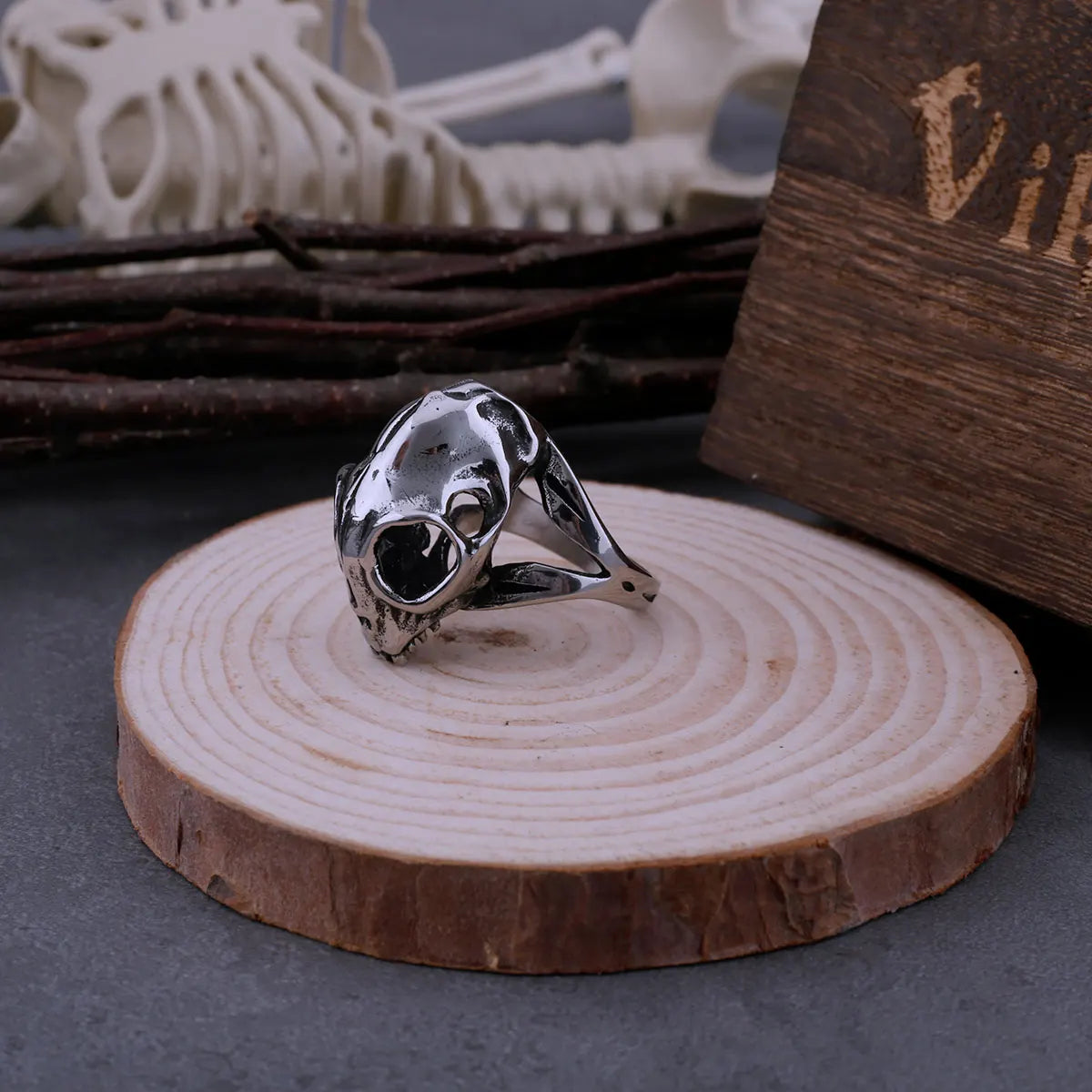 DINO SKULL RING