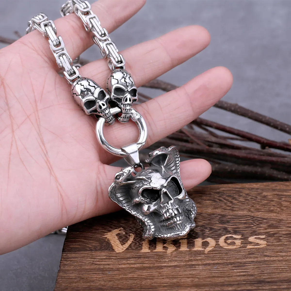 COBRA SKULL PENDANT NECKLACE - Cozilia