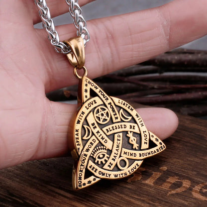 CELTIC KNOT AMULET NECKLACE - Cozilia