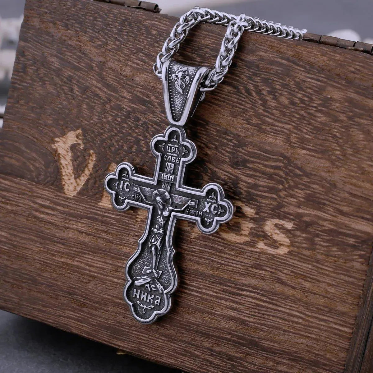 CATHOLIC CROSS NECKLACE - Cozilia