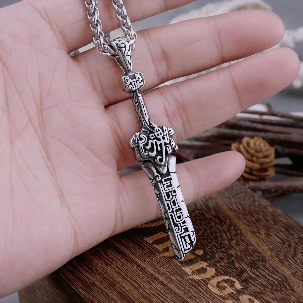 GLUTTONOUS BROKEN SWORD NECKLACE - Cozilia