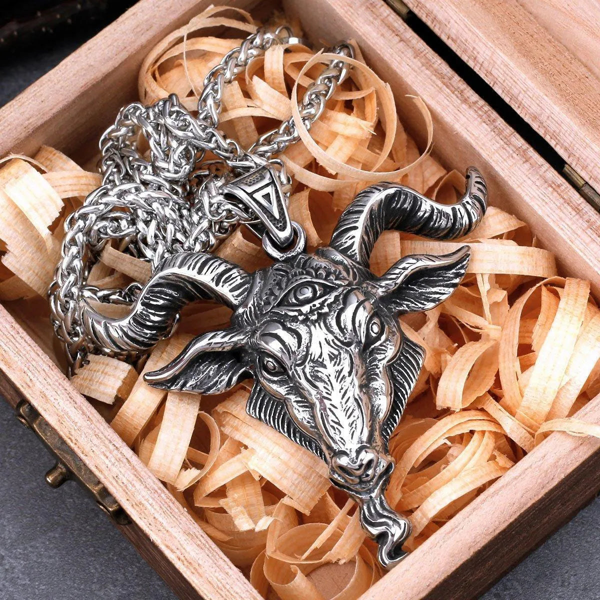 GOTHIC BAPHOMET HEAD NECKLACE - Cozilia