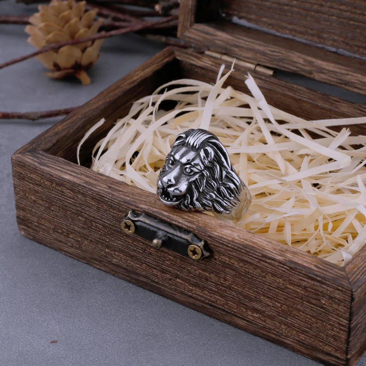 LION HEAD RING - Cozilia