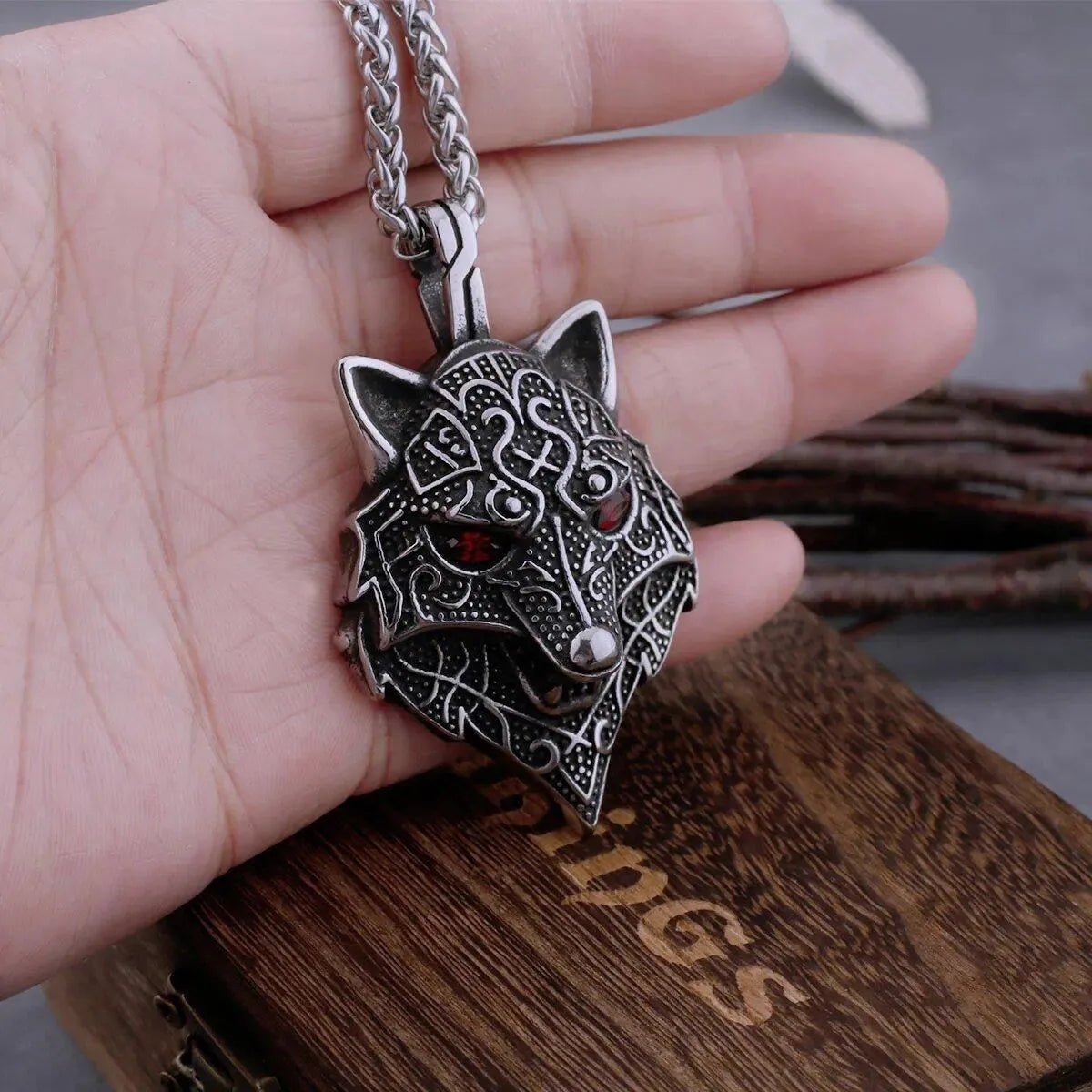 NORDIC WOLF HEAD NECKLACE - Cozilia