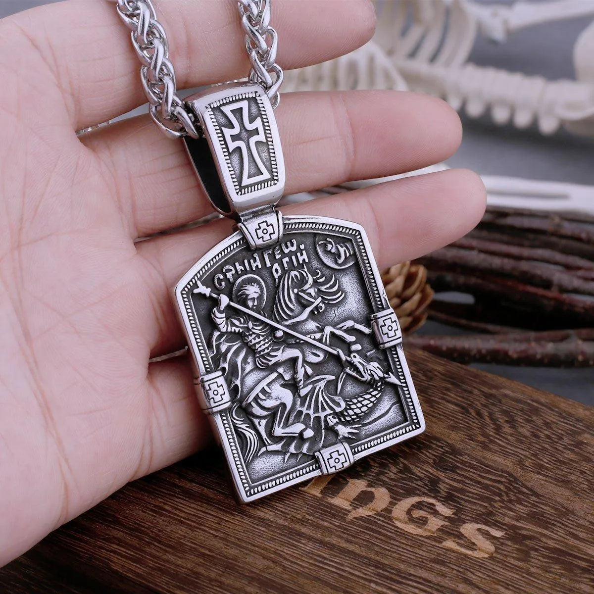 RELIGIOUS HOLY WARRIOR NECKLACE - Cozilia