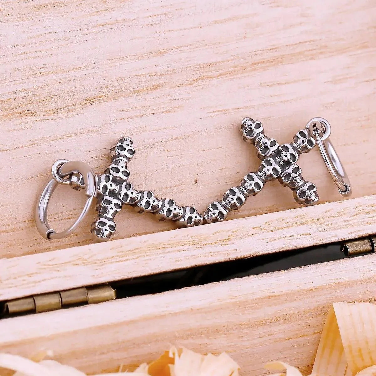 SKULL CROSS DROP EARRING - Cozilia