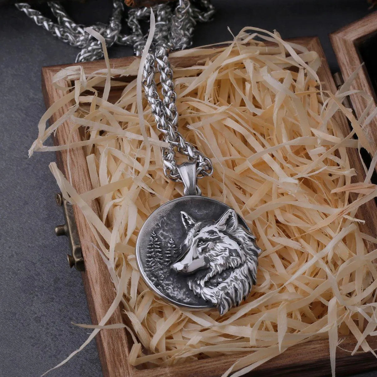 VIKING FENRIR WOLF NECKLACE - Cozilia