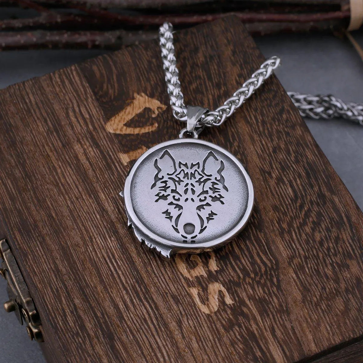 VIKING FENRIR WOLF NECKLACE - Cozilia