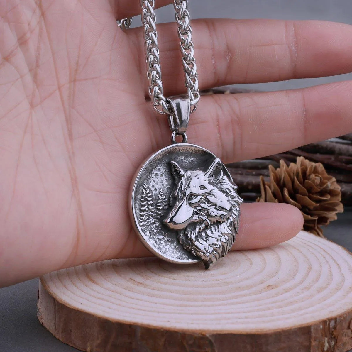 VIKING FENRIR WOLF NECKLACE - Cozilia