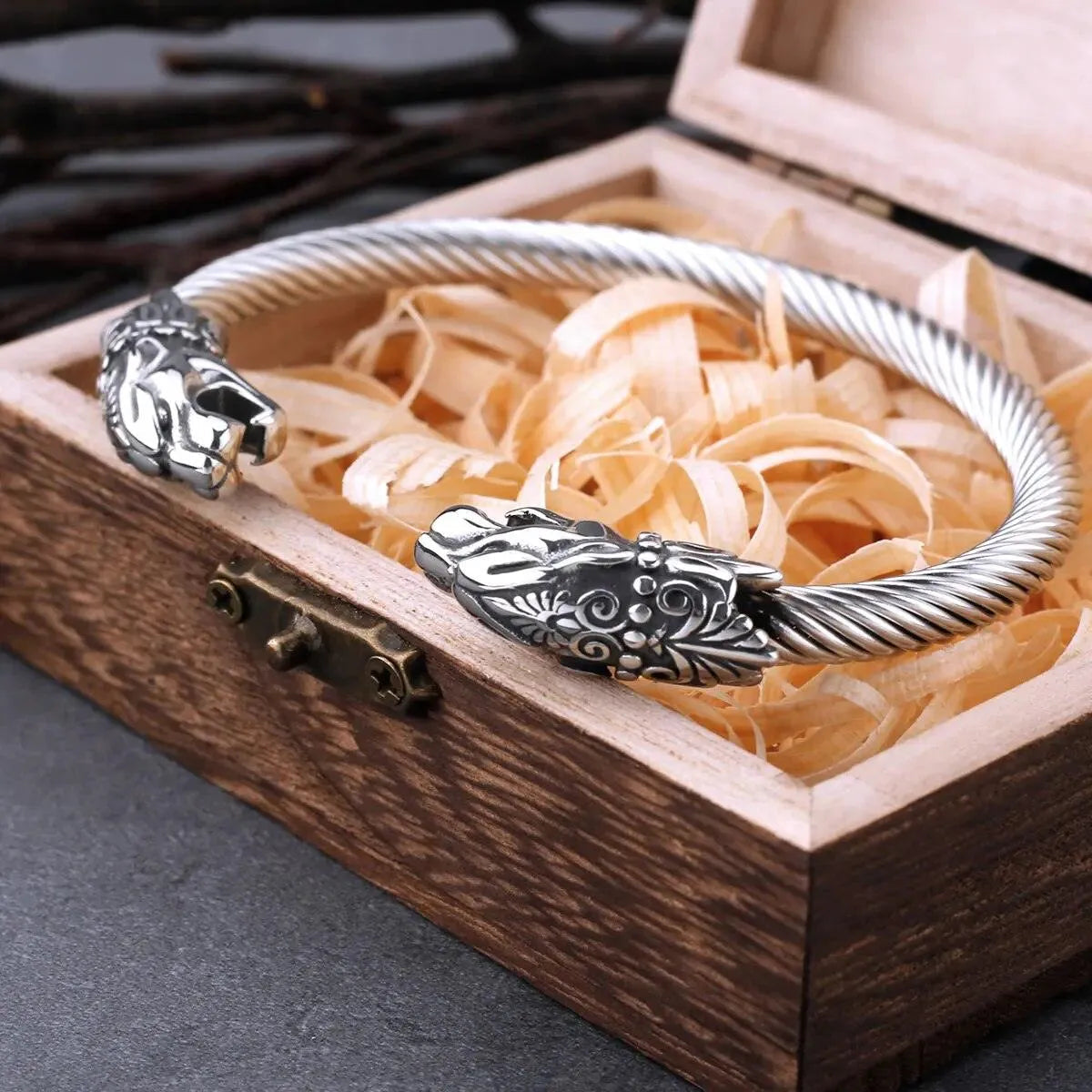 VIKING PANTHER HEAD TORC BRACELET - Cozilia