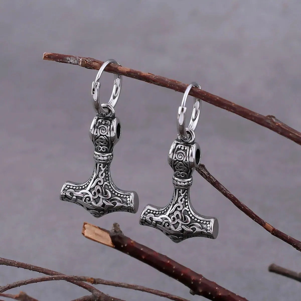 VIKING THOR'S HAMMER DROP EARRING - Cozilia