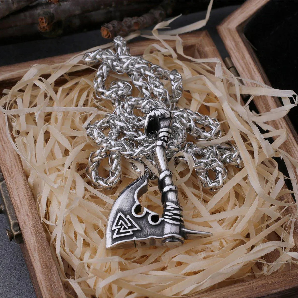 VIKING VALKNUT AXE NECKLACE - Cozilia