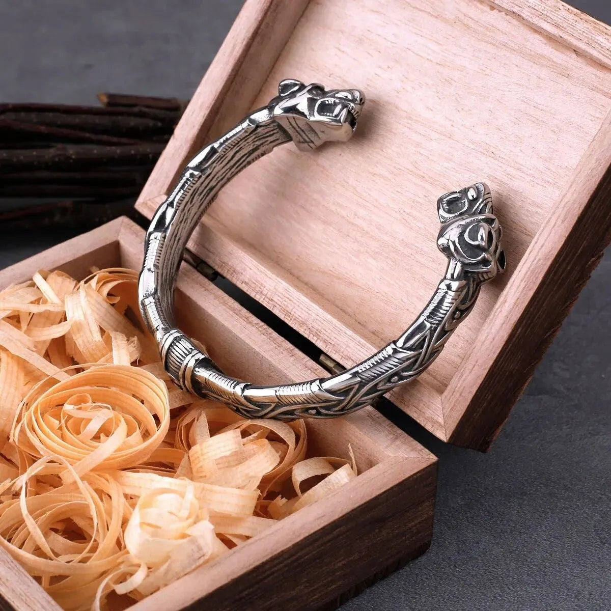 VIKING VELES BEAR HEAD TORC BRACELET - Cozilia