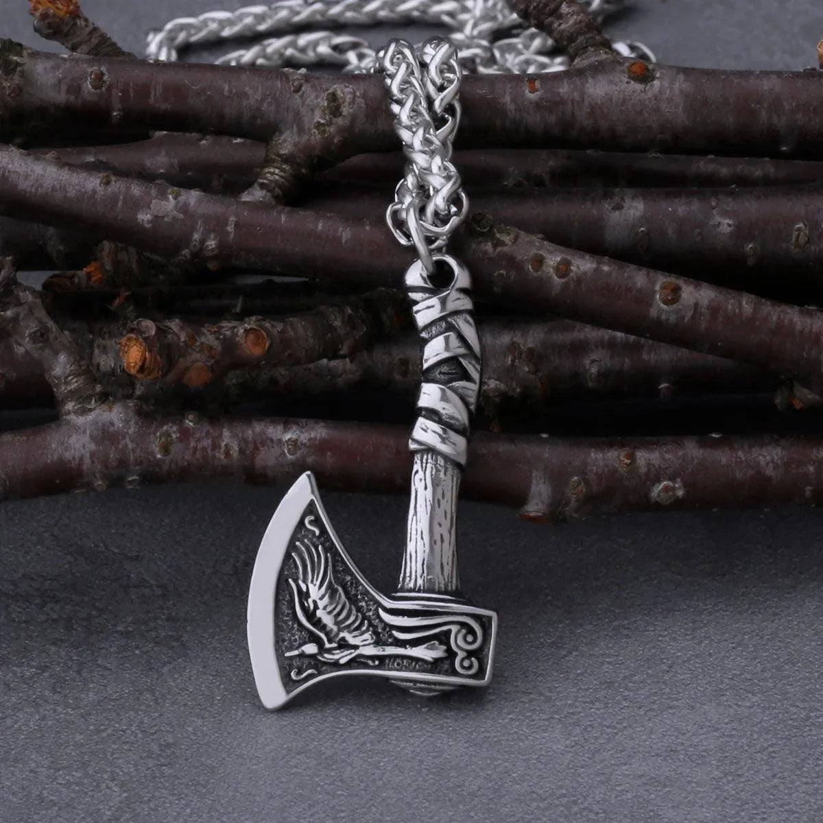 VIKING WOLF & RAVEN AXE NECKLACE - Cozilia