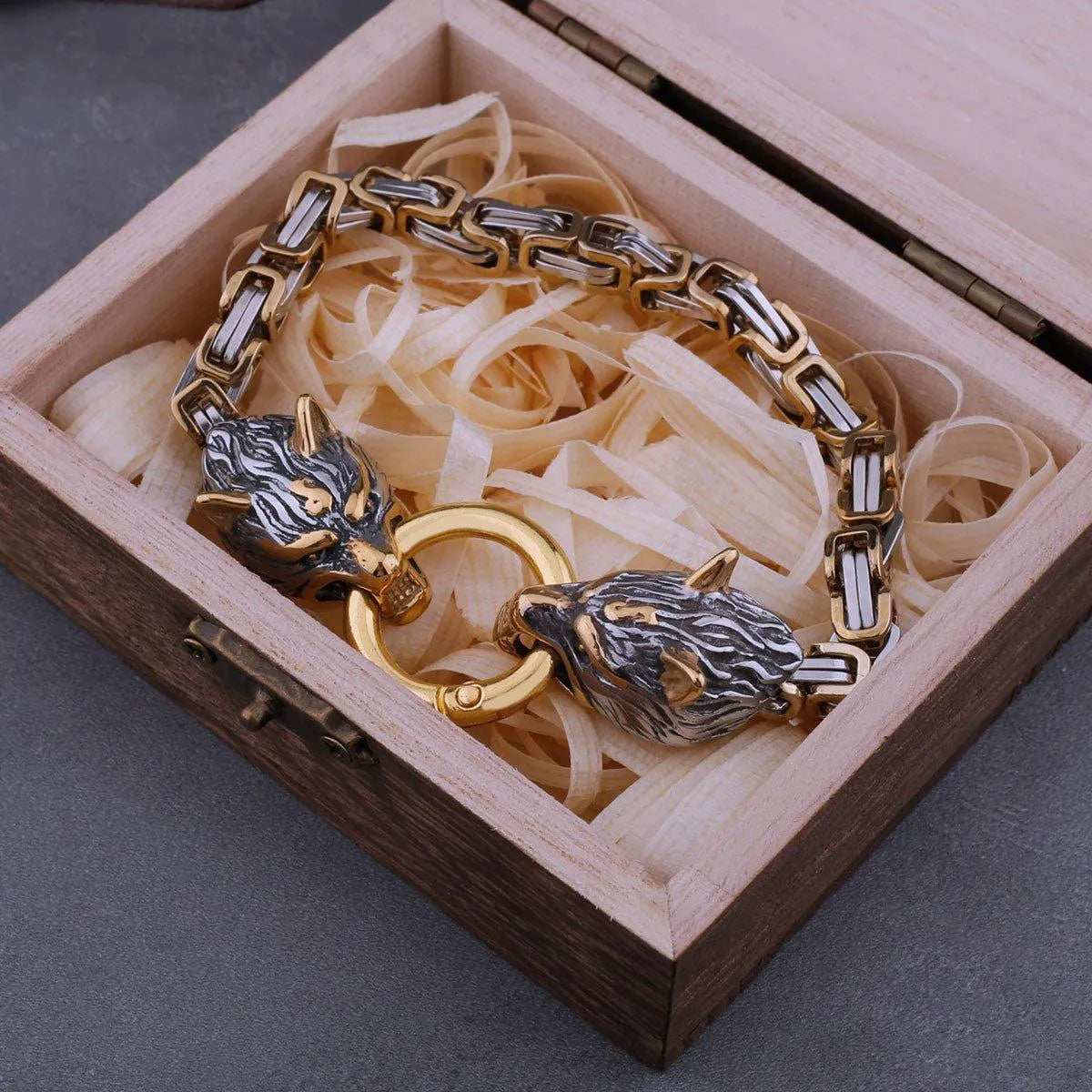 VIKING WOLF BRACELET - Cozilia