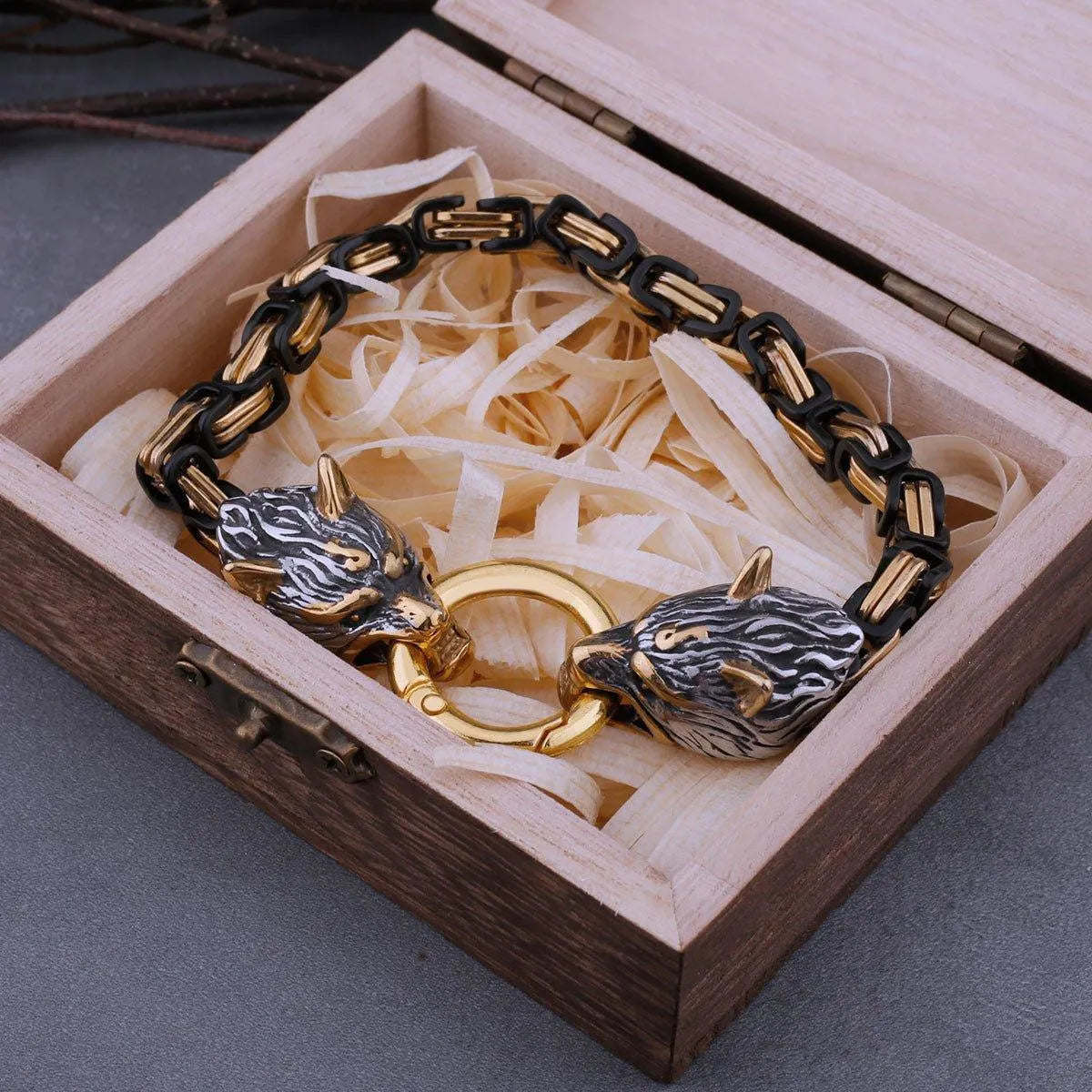 VIKING WOLF BRACELET - Cozilia