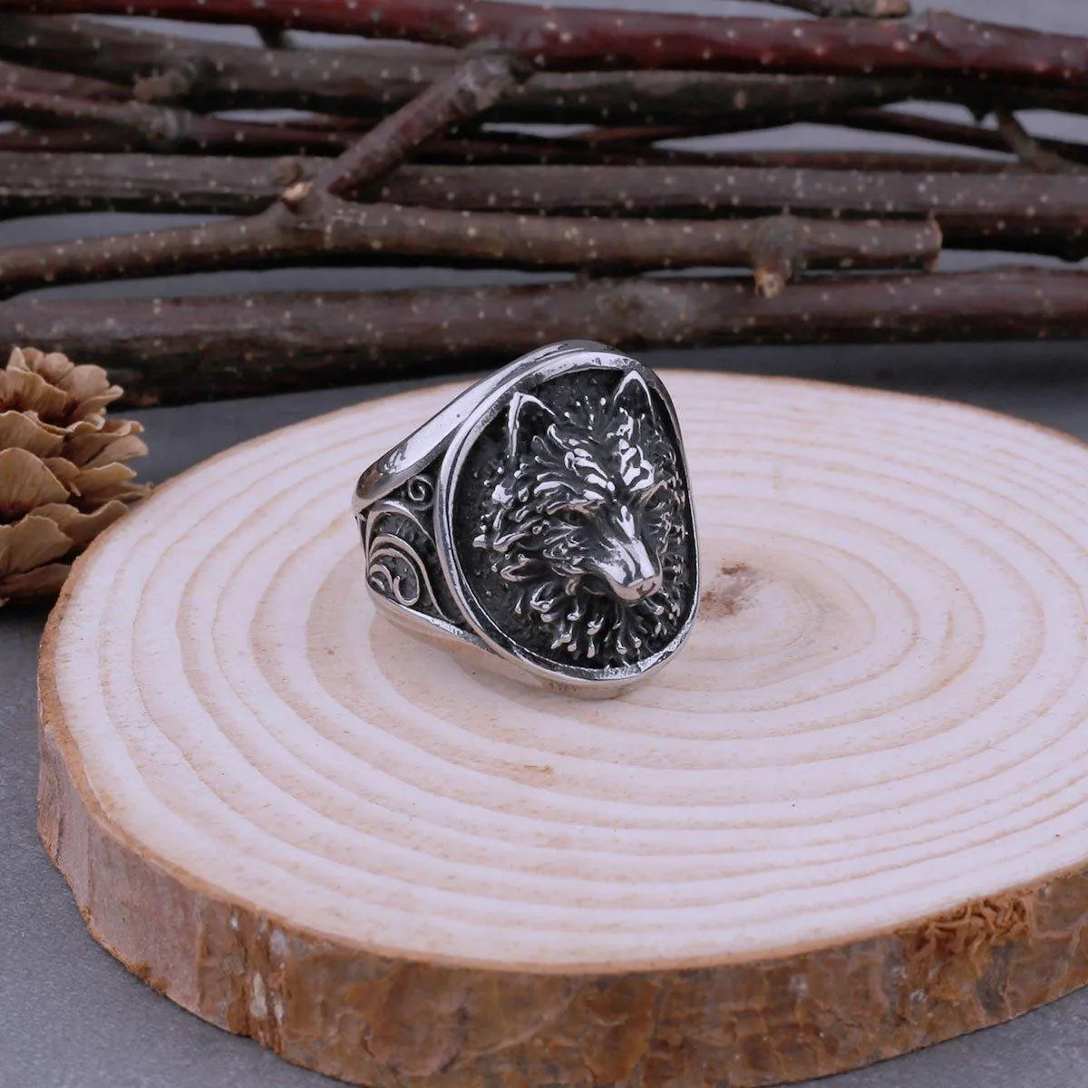 VIKING WOLF HEAD RING - Cozilia