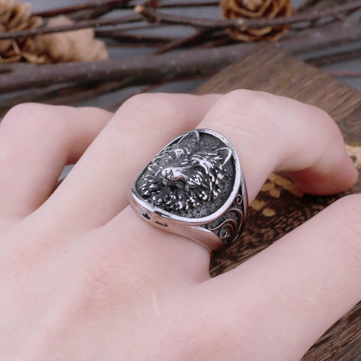 VIKING WOLF HEAD RING - Cozilia